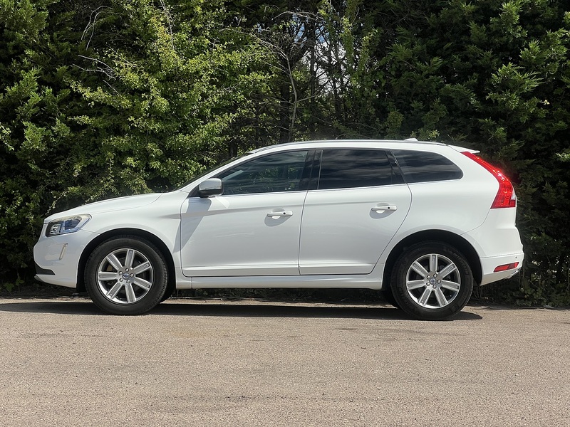 Volvo Xc60 T5 Se Lux Nav - U12309
