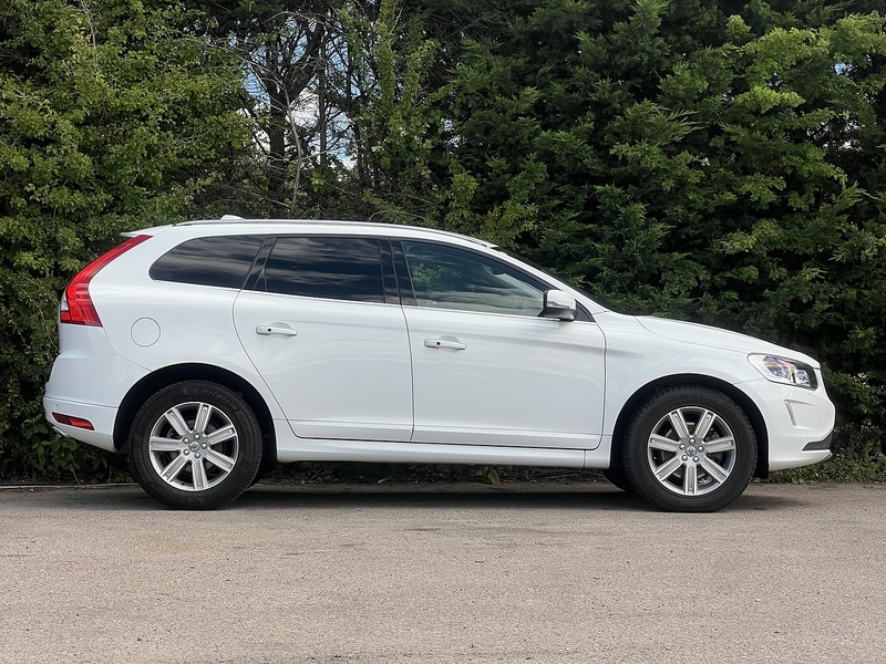 Volvo Xc60 T5 Se Lux Nav - U12309