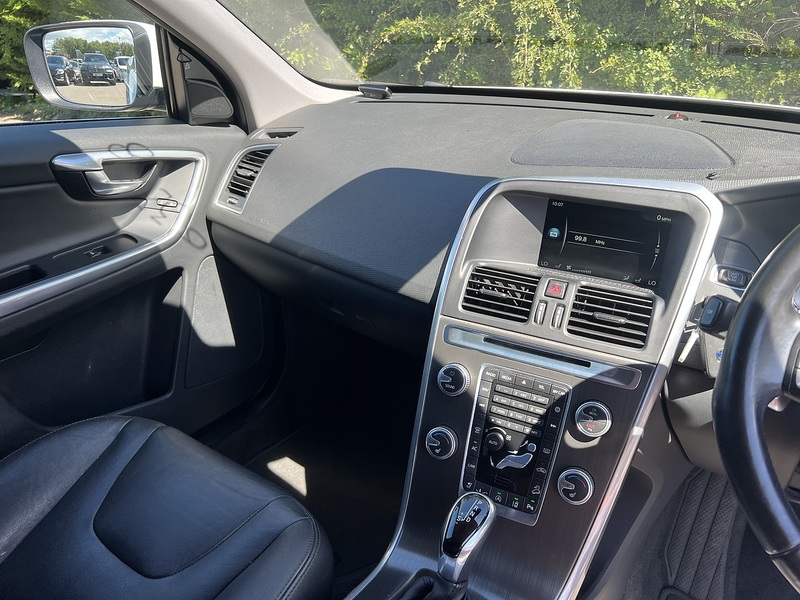Volvo Xc60 T5 Se Lux Nav - U12309