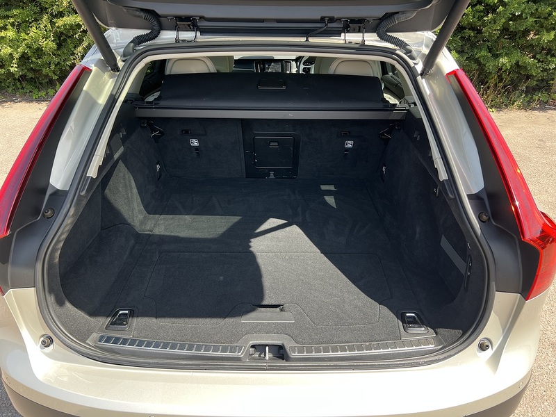 Volvo V90 T5 Cross Country Awd - U12311