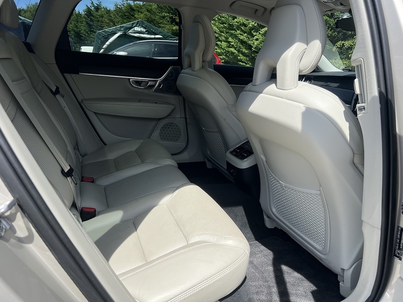Volvo V90 T5 Cross Country Awd - U12311