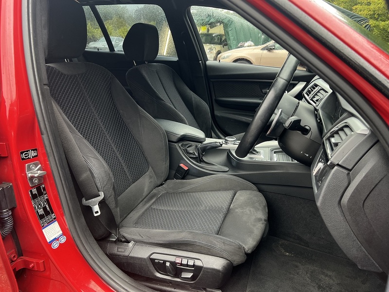 BMW 3 Series 320I M Sport Touring - U12313