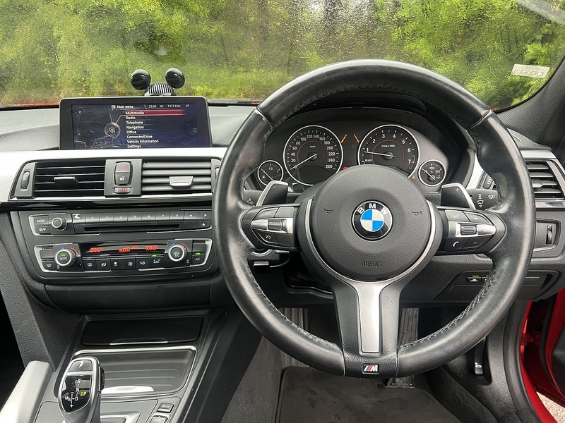 BMW 3 Series 320I M Sport Touring - U12313