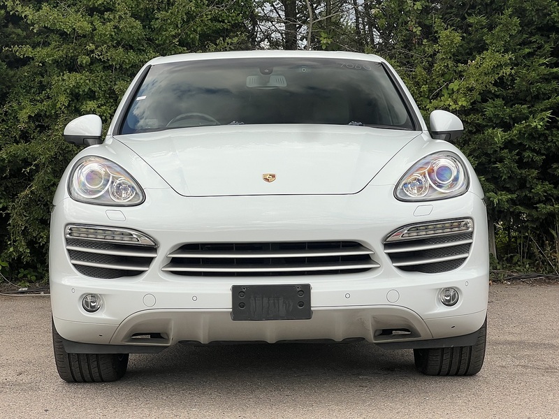 Porsche Cayenne V6 Platinum Edition - U12318