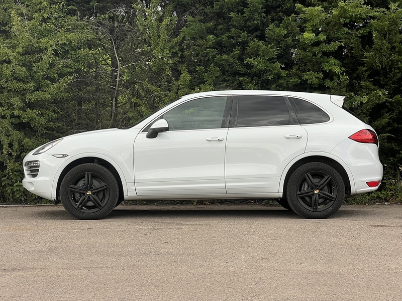 Porsche Cayenne V6 Platinum Edition - U12318