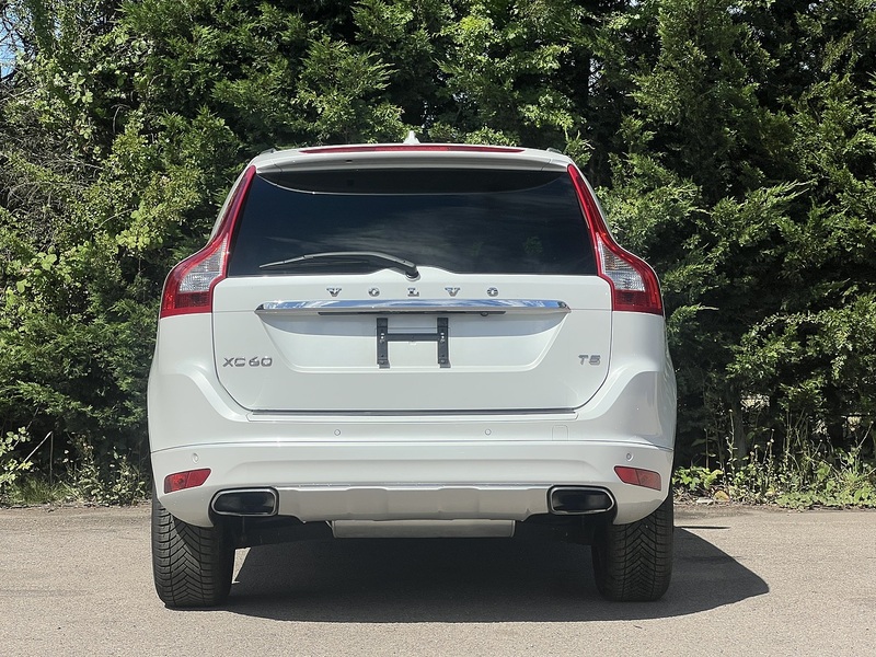 Volvo Xc60 T5 Se Lux Nav - U12319
