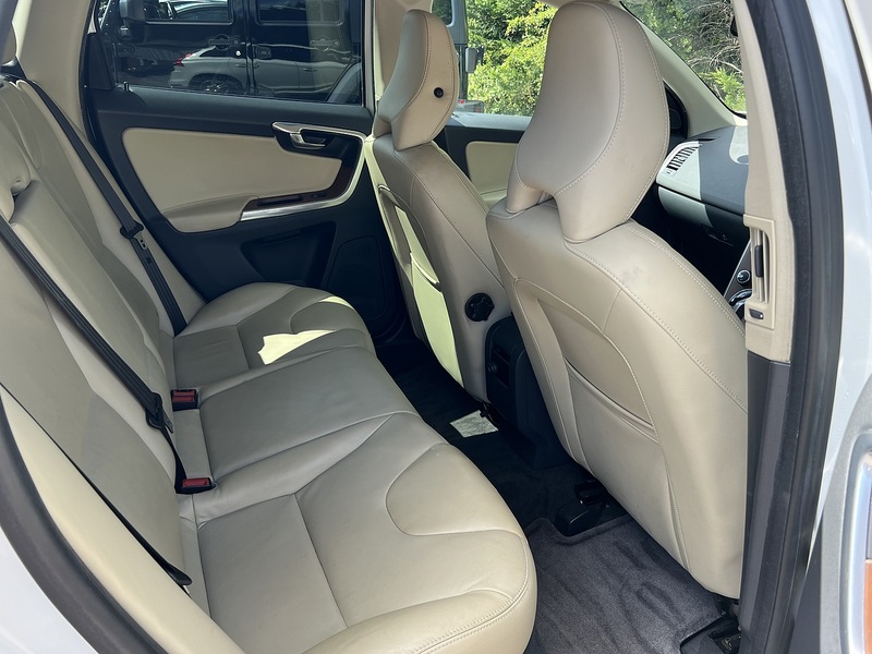 Volvo Xc60 T5 Se Lux Nav - U12319