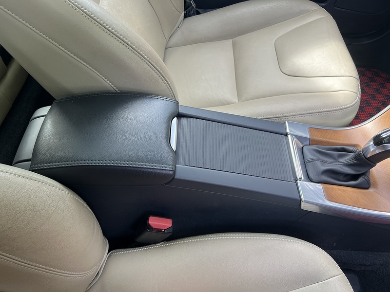 Volvo Xc60 D4 Se Lux Nav - U12320