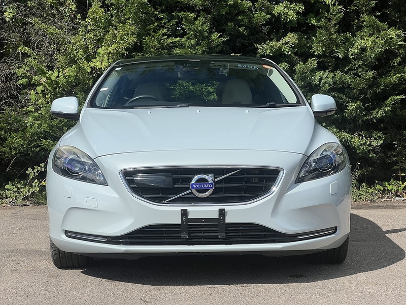 Volvo V40 T4 Se Lux Nav - U12321