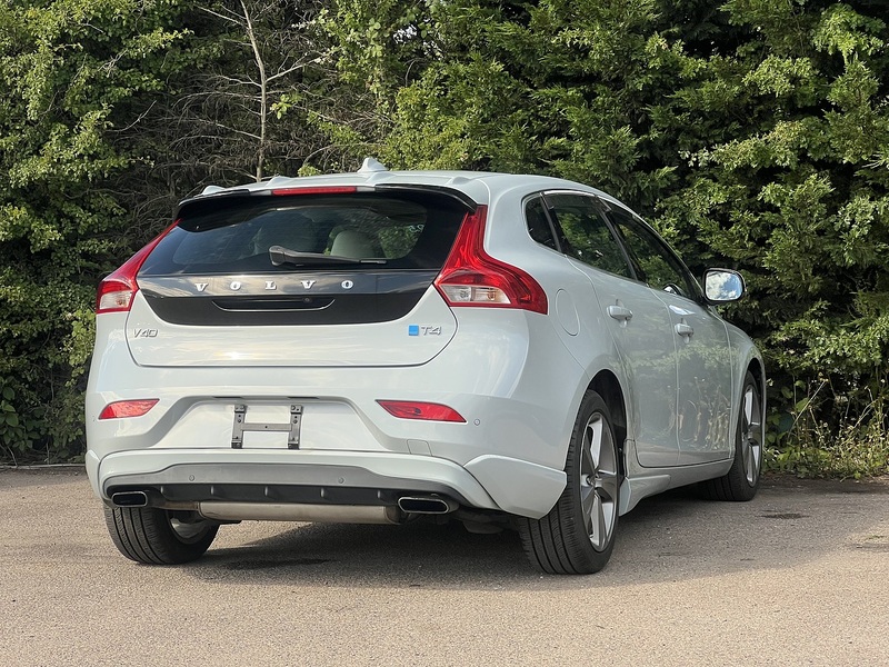 Volvo V40 T4 Se Lux Nav - U12321