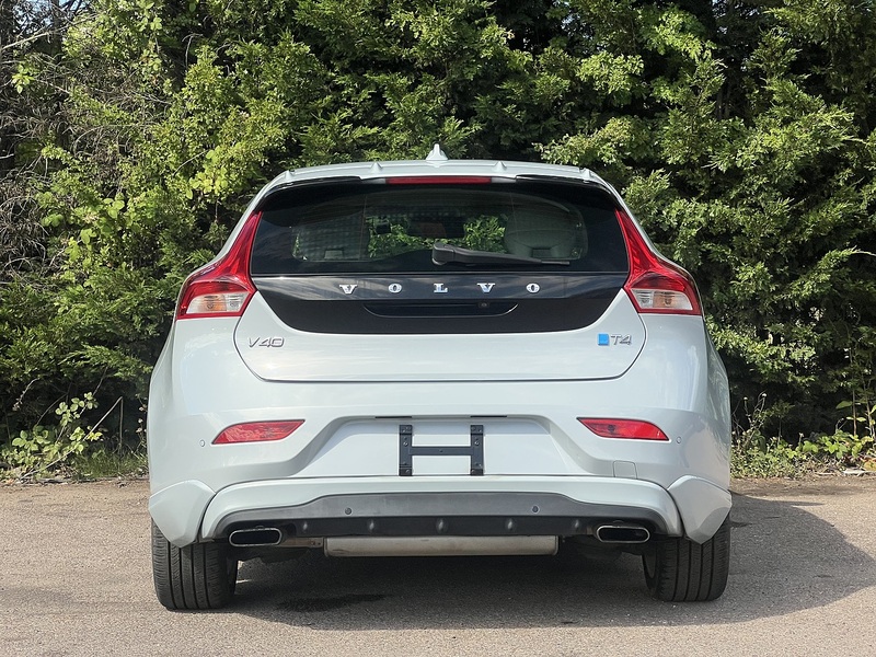 Volvo V40 T4 Se Lux Nav - U12321