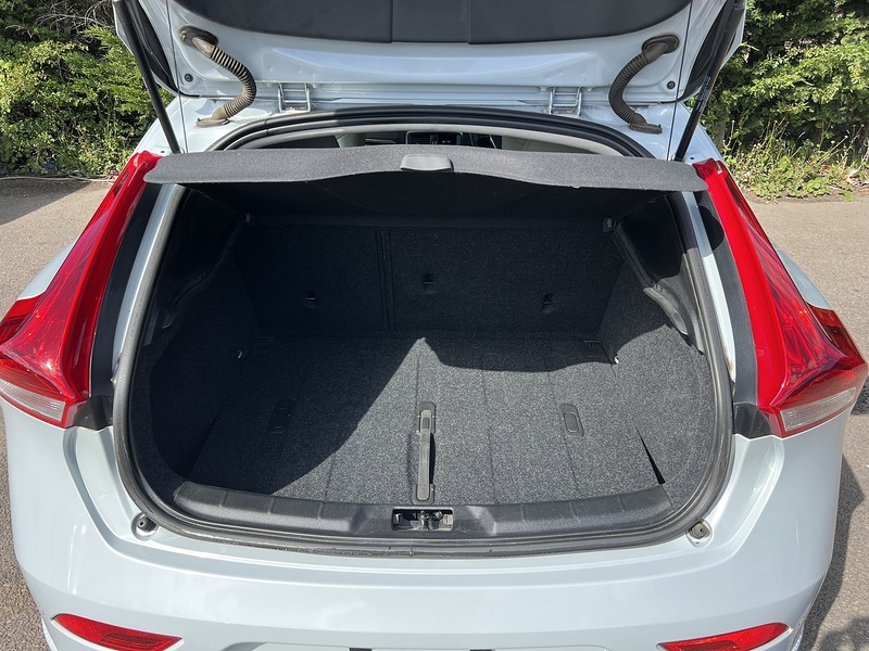 Volvo V40 T4 Se Lux Nav - U12321