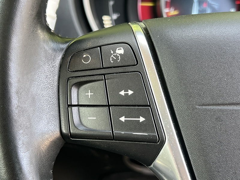 Volvo V40 T4 Se Lux Nav - U12321