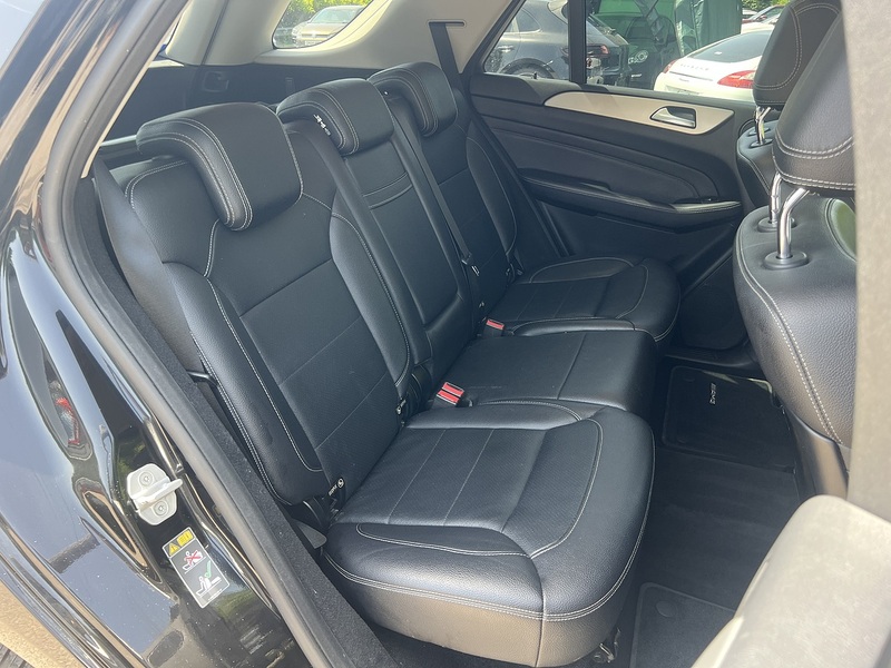 Mercedes-Benz M-Class Ml350 Bluetec Amg Line Premium - U12323