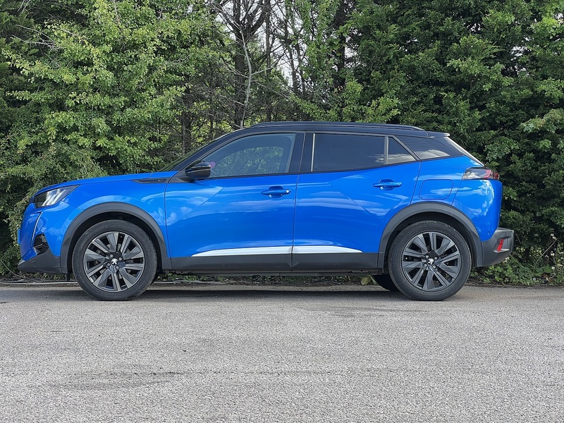 Peugeot E-2008 GT Premium - U12326