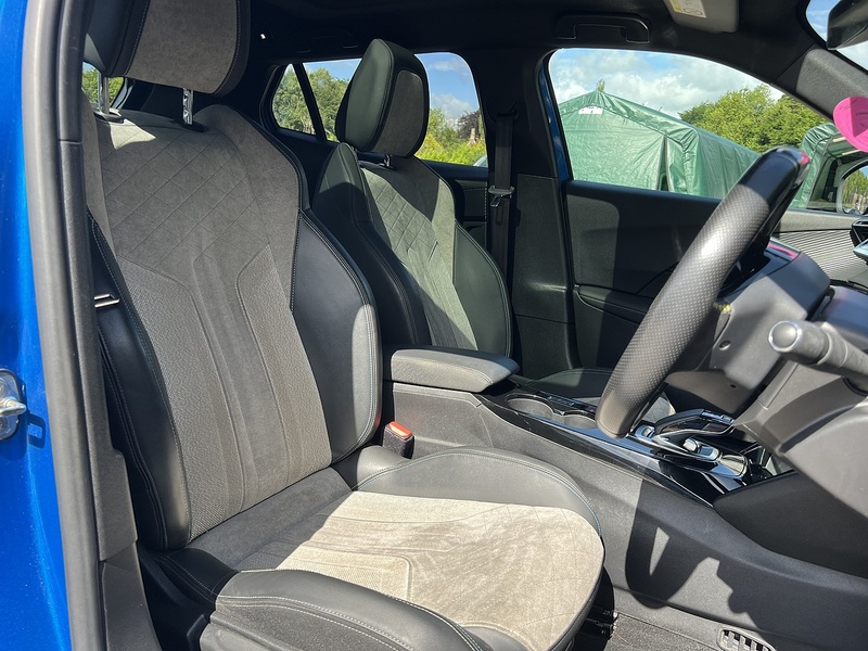 Peugeot E-2008 GT Premium - U12326