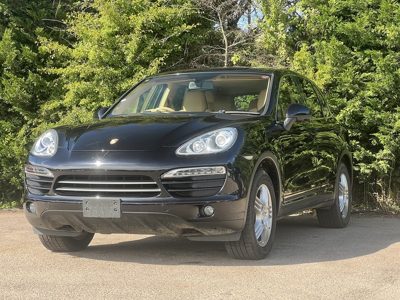 Porsche Cayenne Platinum Edition - U12327