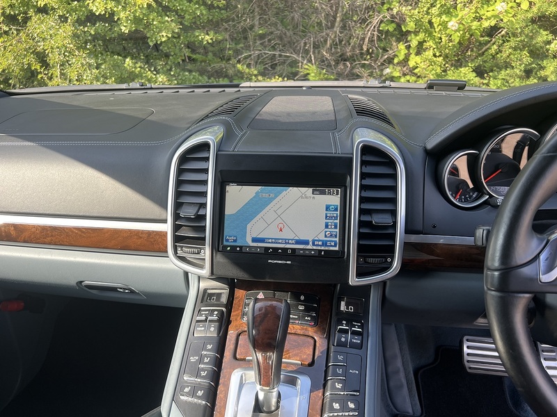 Porsche Cayenne Turbo - U12329