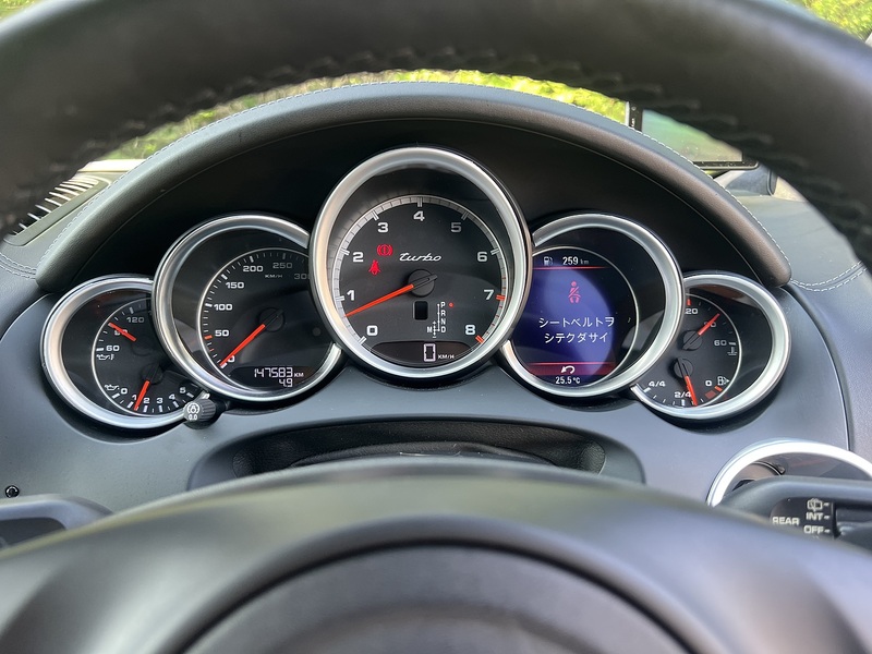 Porsche Cayenne Turbo - U12329