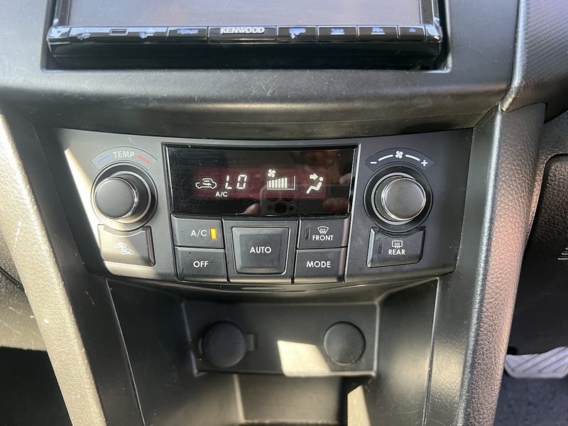 Suzuki Swift Sz4 - U12335