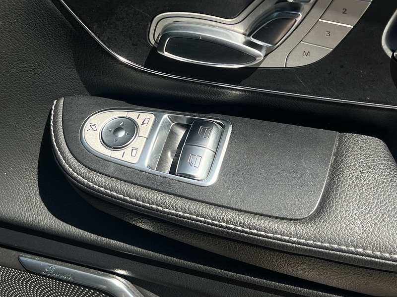 Mercedes-Benz V-Class V220 D Avantgarde Long - U12336