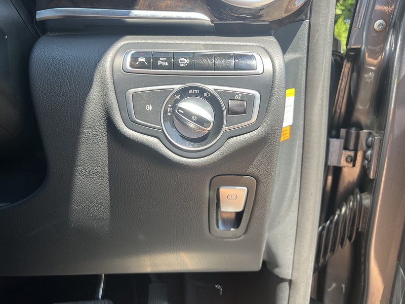Mercedes-Benz V-Class V220 D Avantgarde Long - U12336
