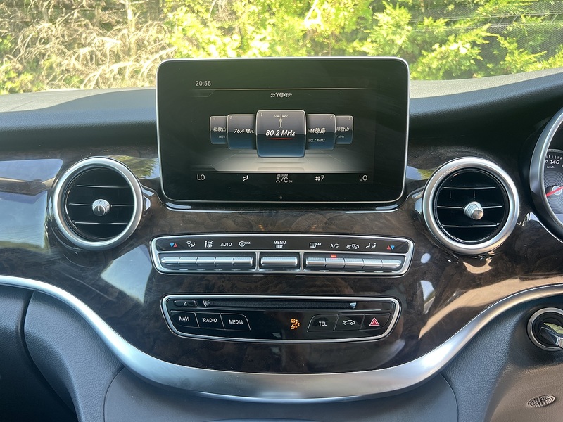 Mercedes-Benz V-Class V220 D Avantgarde Long - U12336