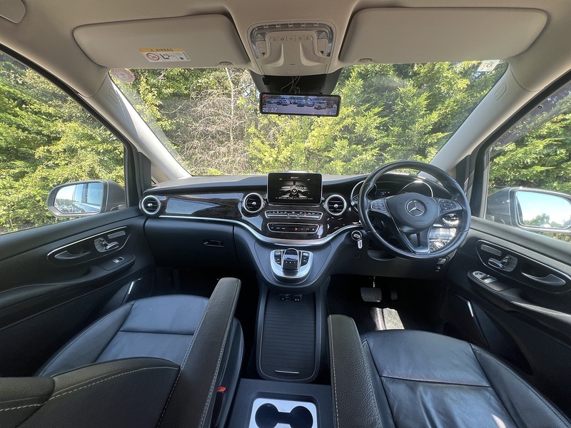 Mercedes-Benz V-Class V220 D Avantgarde Long - U12336