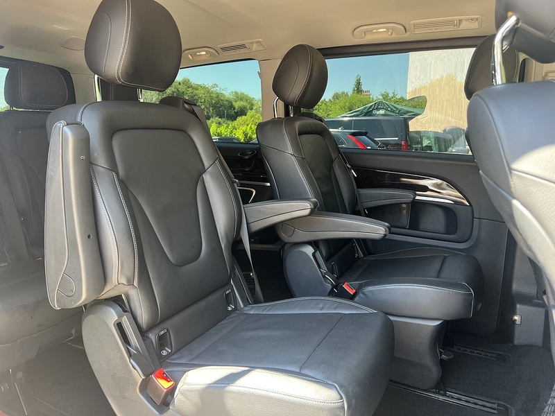 Mercedes-Benz V-Class V220 D Avantgarde Long - U12336