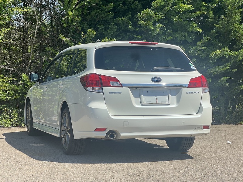 Subaru Legacy Touring 2.5I B SPORT EYE SIGHT - U12338