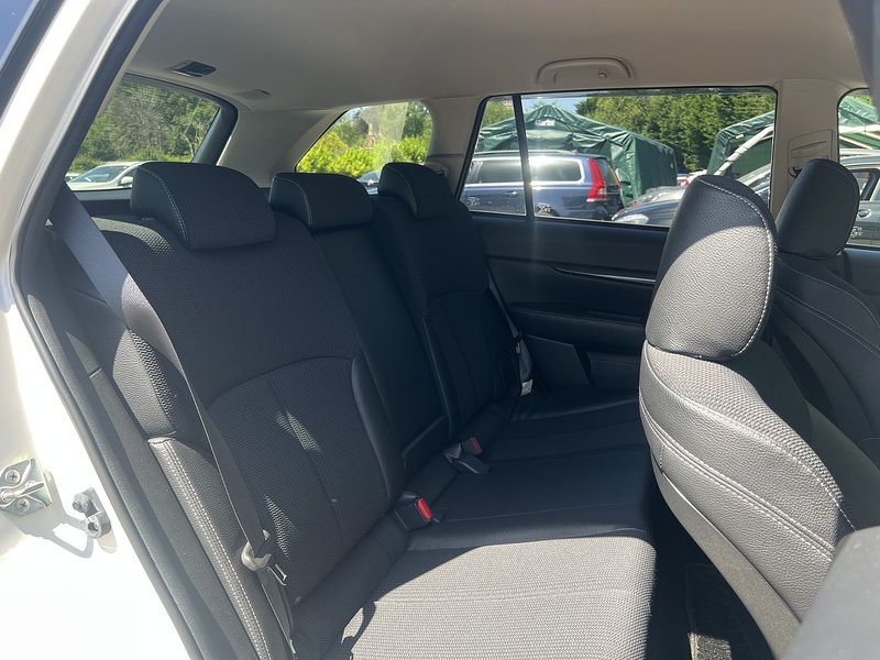 Subaru Legacy Touring 2.5I B SPORT EYE SIGHT - U12338
