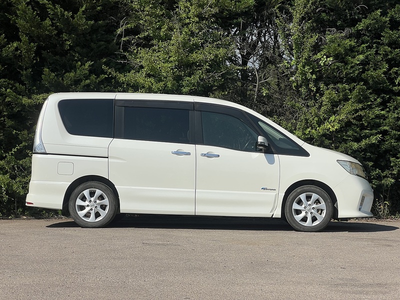 Nissan Serena Highway Star S-Hybrid - U12339