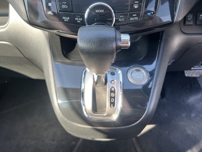 Nissan Serena Highway Star S-Hybrid - U12339