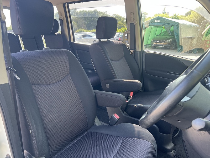 Nissan Serena Highway Star S-Hybrid - U12339