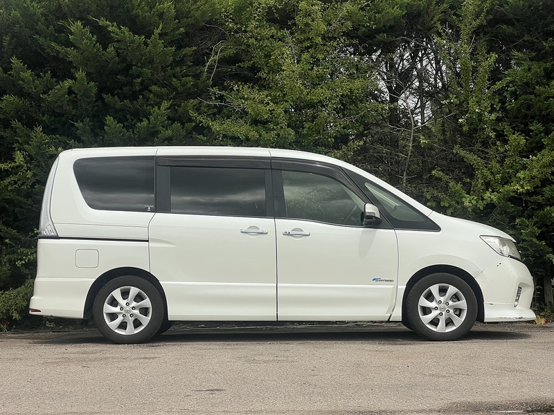 Nissan Serena Highway Star G S-Hybrid Advanced Safety Package - U12341