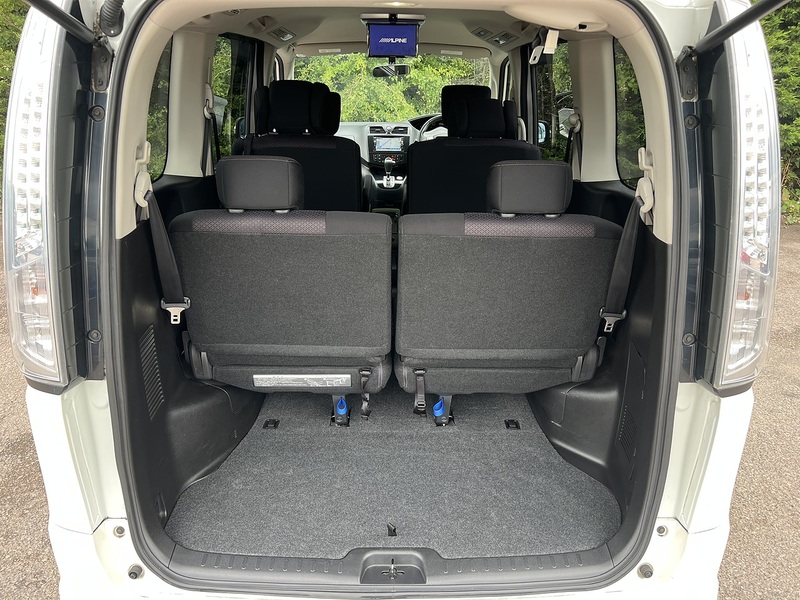 Nissan Serena Highway Star G S-Hybrid Advanced Safety Package - U12341