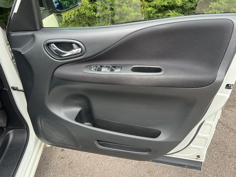 Nissan Serena Highway Star G S-Hybrid Advanced Safety Package - U12341