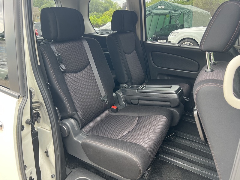 Nissan Serena Highway Star G S-Hybrid Advanced Safety Package - U12341