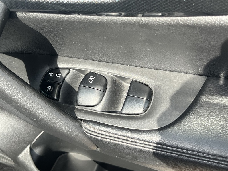 Nissan X-Trail 20X Emergency Brake Package - U12345