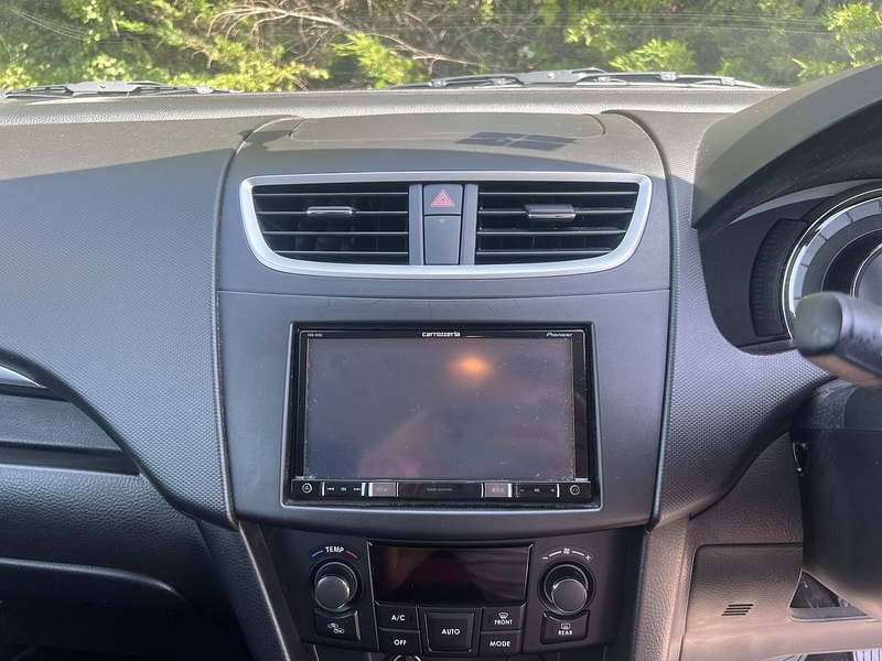 Suzuki Swift XG-DJE - U12347