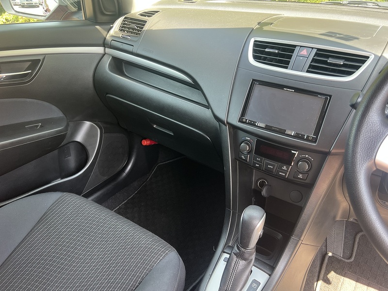 Suzuki Swift XG-DJE - U12347