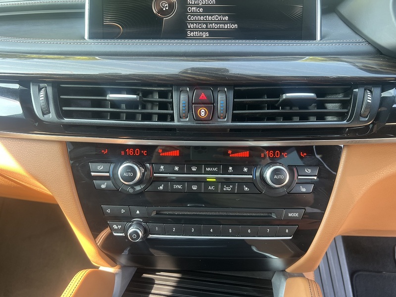 BMW X6 Xdrive35i - U12350