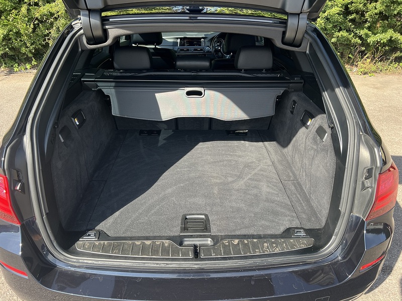 BMW 5 Series 525D M Sport Touring - U12357