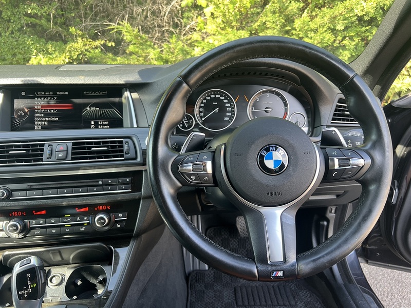 BMW 5 Series 525D M Sport Touring - U12357