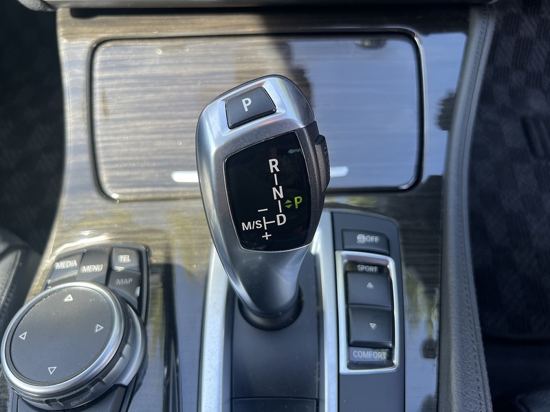 BMW 5 Series 525D M Sport Touring - U12357