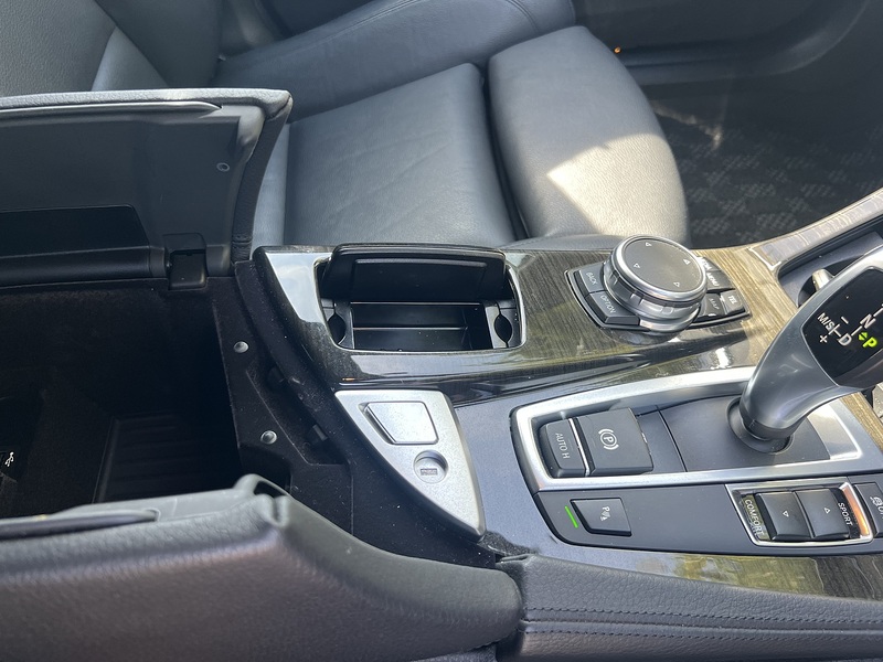 BMW 5 Series 525D M Sport Touring - U12357