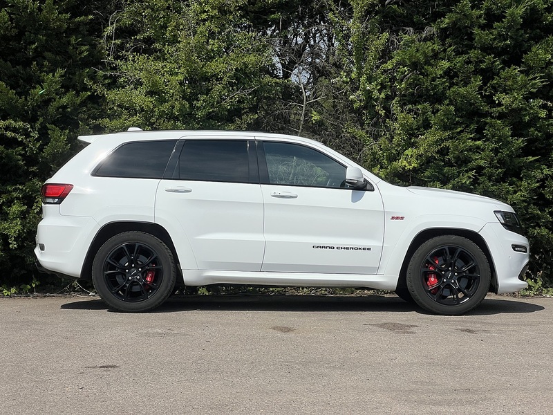 Jeep Grand Cherokee Srt8 - U12358