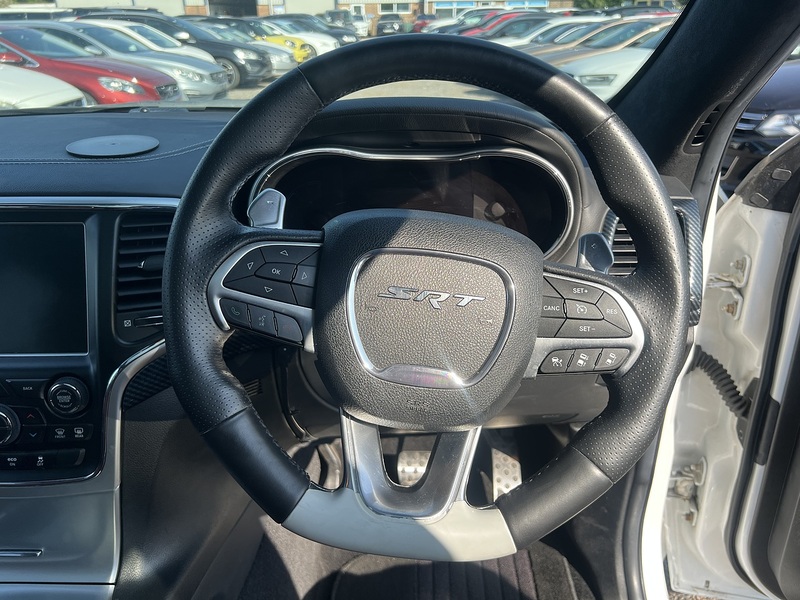 Jeep Grand Cherokee Srt8 - U12358