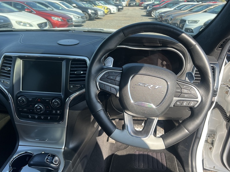 Jeep Grand Cherokee Srt8 - U12358