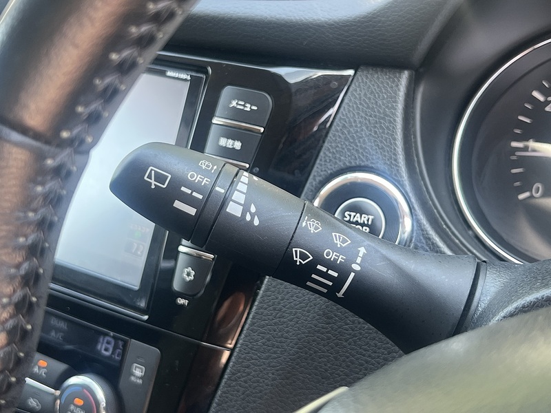Nissan X-Trail MODE PREMIER - U12359